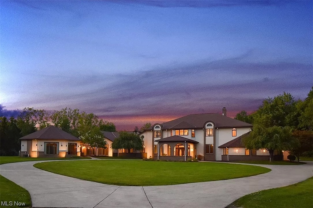 "We are definitely considering coming back again for another family reunion - it was perfect!" - Blake, June 2024