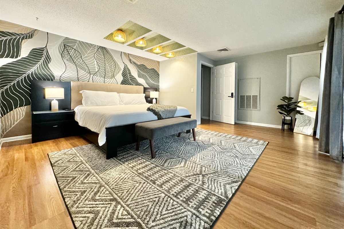 Master bedroom, king bed, en-suite bathroom, private deck.