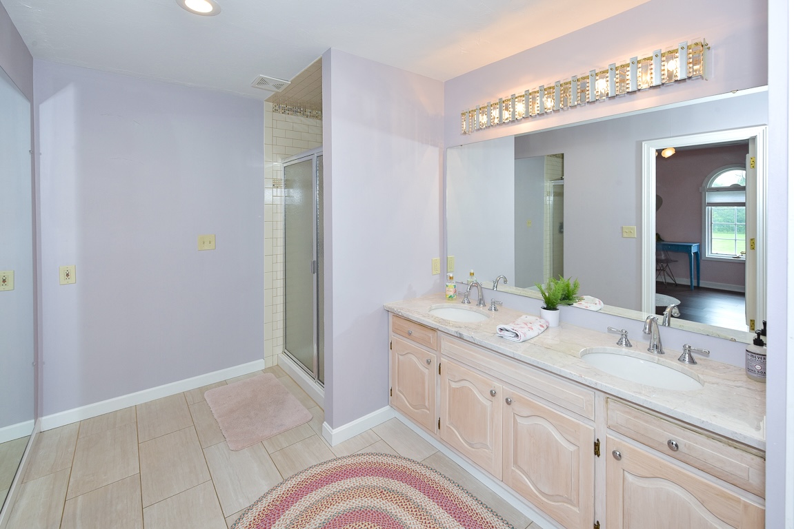 En-suite bathroom for Bridal Suite