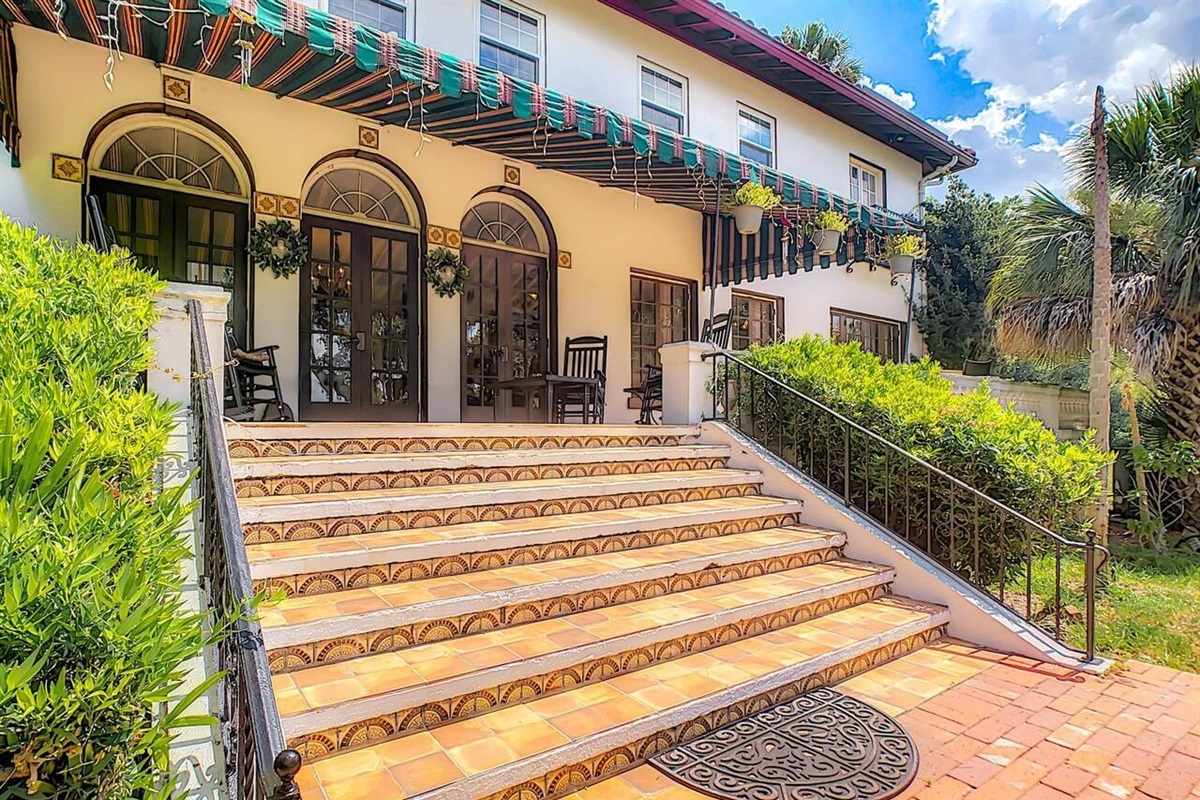 All eyes on you as you walk down the majestic back porch stairs on your wedding day to the ceremony