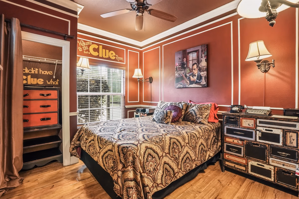 Get A Clue Bedroom at Great Escape Lakeside — Orlando vacation rental
