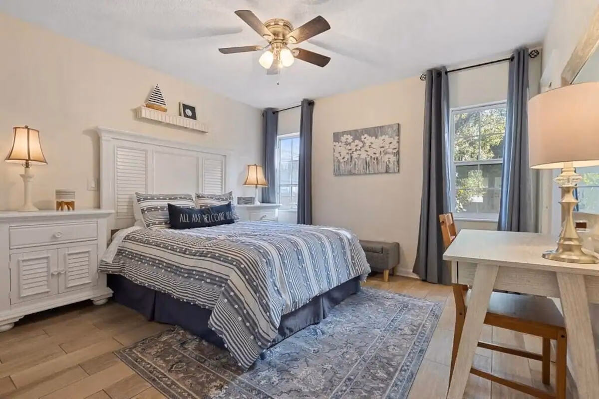 The Blue Room at Clear Lake Casa — Orlando vacation rental