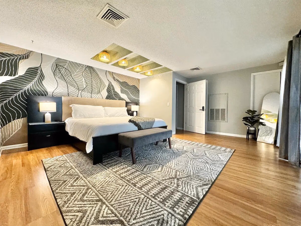 The Masters Bedroom at Clear Lake Casa — Orlando vacation rental