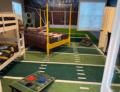 Fantasy Football Bedroom at Lake Louisa Chateau — Orlando vacation rental