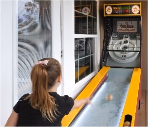 Carnival Midway Game Room at Great Escape Parkside — Orlando vacation rental