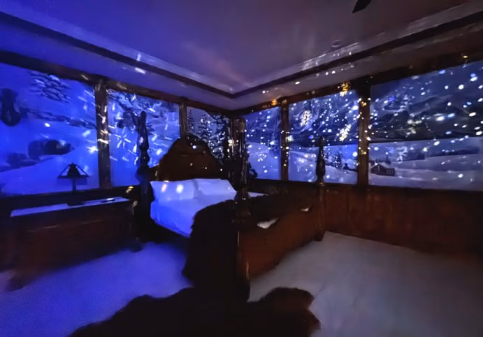 The Ski Lodge Bedroom at Lake Louisa Chateau — Orlando vacation rental