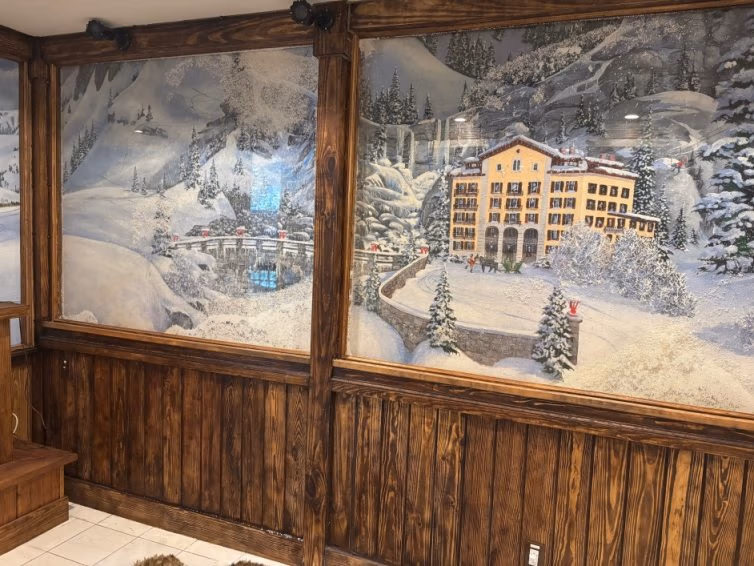 The Ski Lodge Bedroom at Lake Louisa Chateau — Orlando vacation rental
